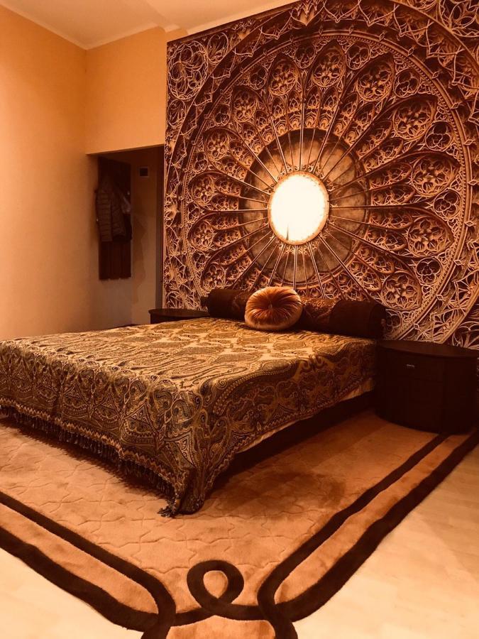 Mini-Hotel In The Very Heart Of Odessa Екстериор снимка